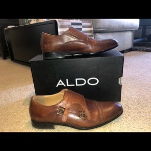 Men’s dress shoes